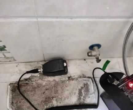 崇阳屋顶漏水维修公司分享下卫生间漏水的危害及解决方法